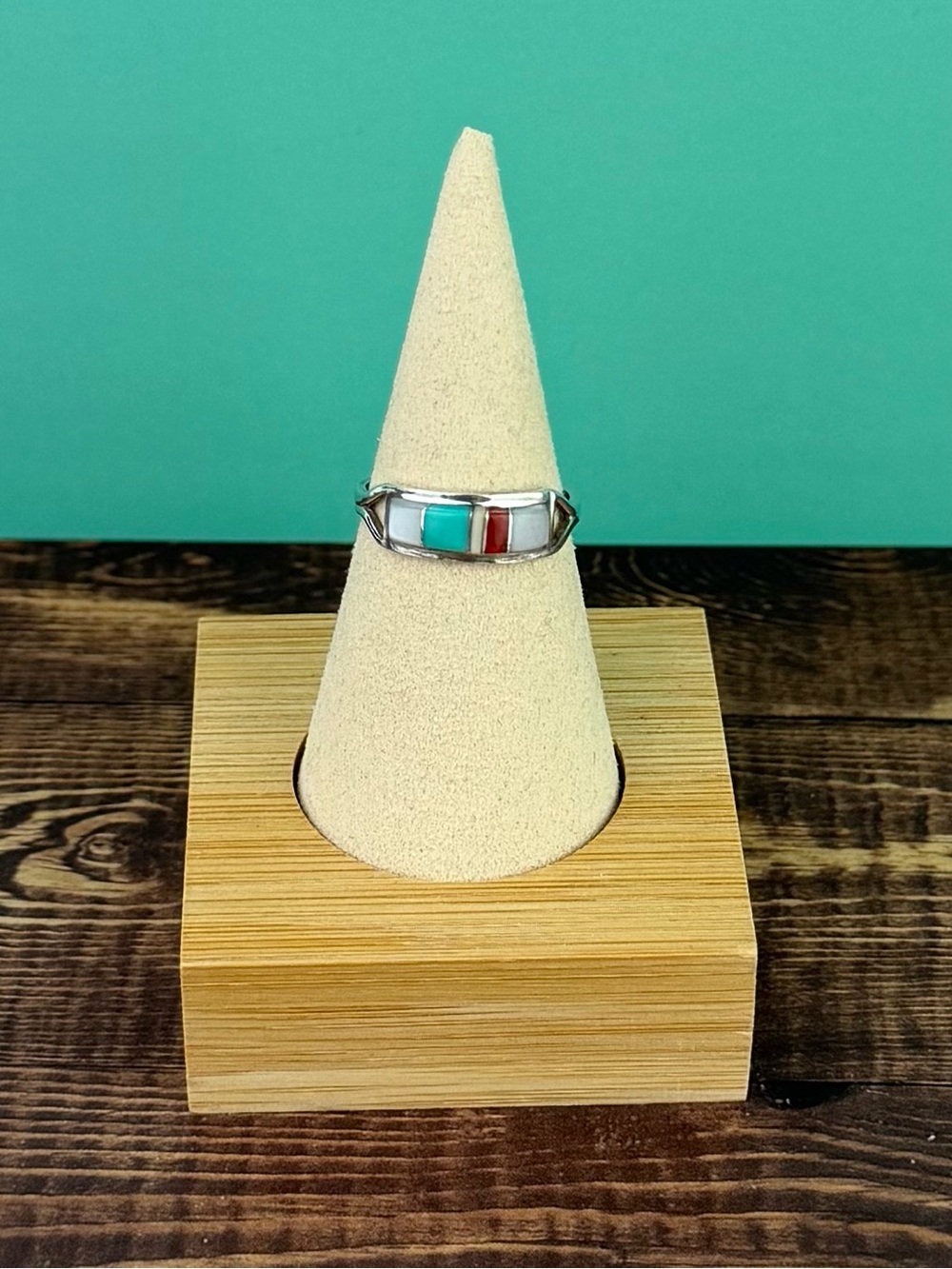 Vintage Southwestern Sterling Silver Inlay Ring Turquoise Coral Mother of Pearl